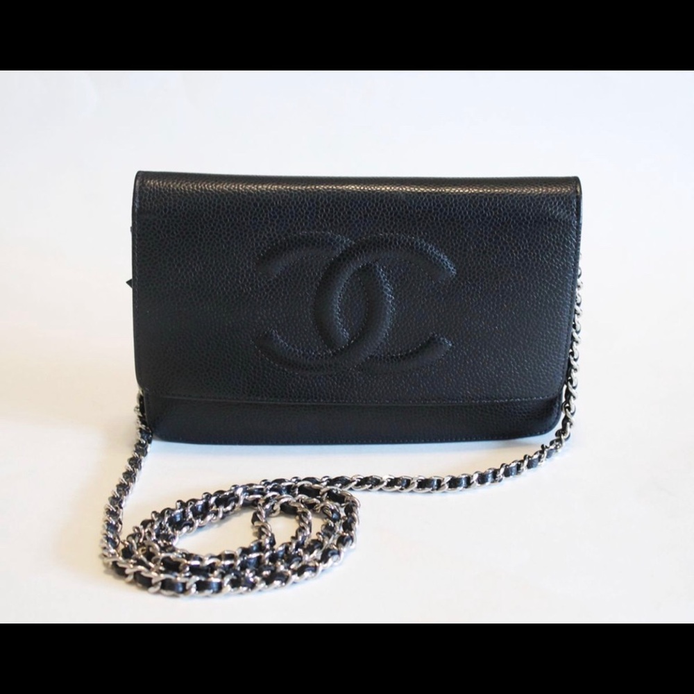Chanel wallet on a chain